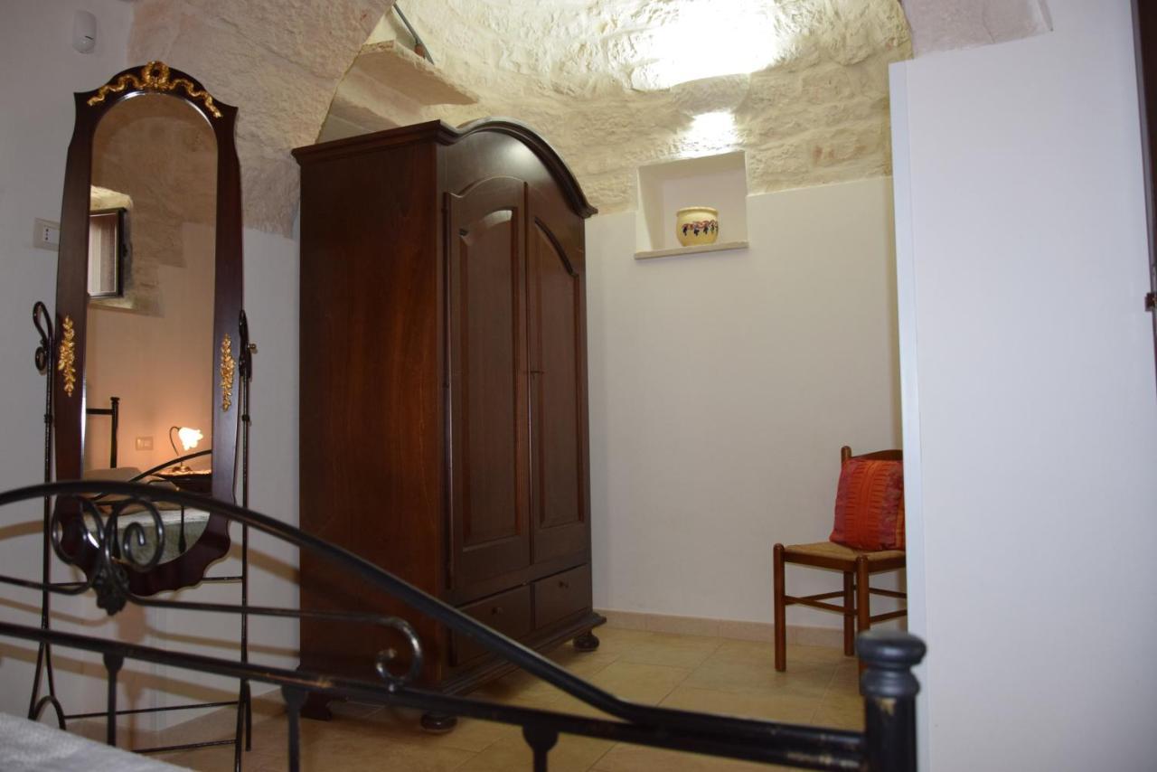 マルティナ・フランカ Quei Trulli Divini Bed & Breakfast エクステリア 写真