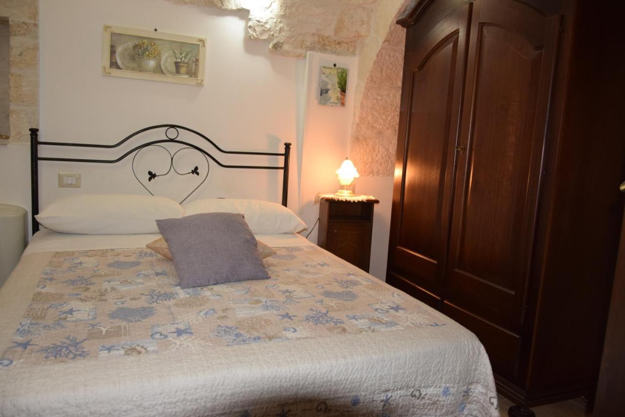 マルティナ・フランカ Quei Trulli Divini Bed & Breakfast エクステリア 写真