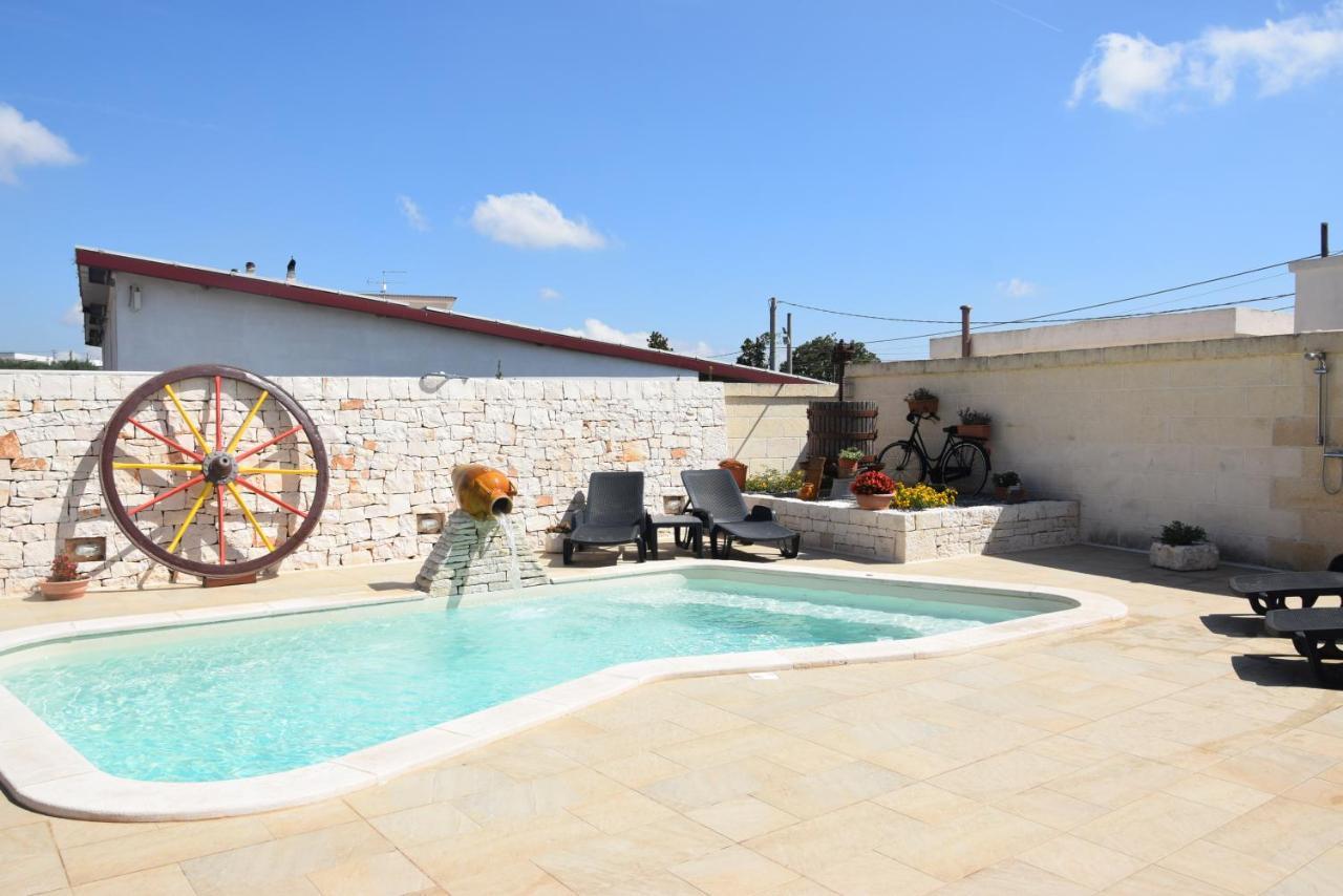 マルティナ・フランカ Quei Trulli Divini Bed & Breakfast エクステリア 写真