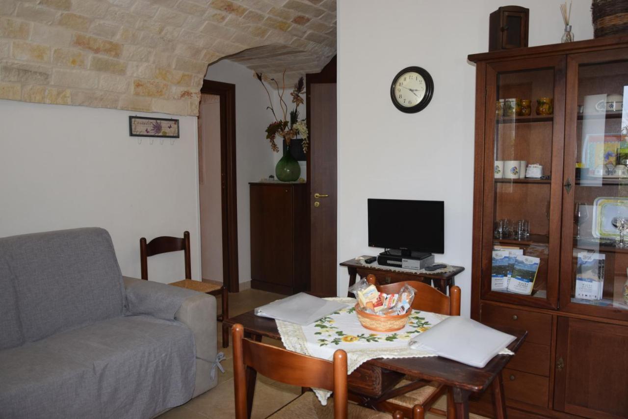 マルティナ・フランカ Quei Trulli Divini Bed & Breakfast エクステリア 写真