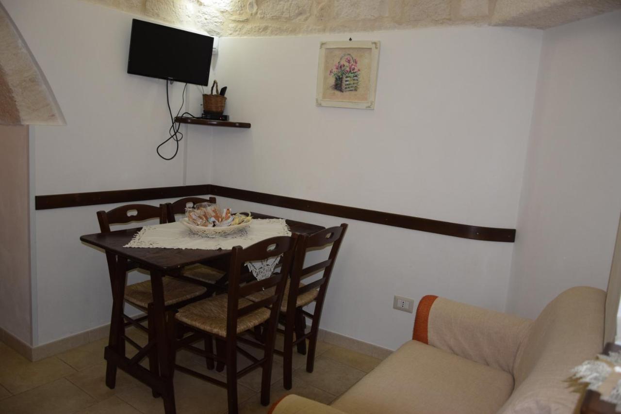 マルティナ・フランカ Quei Trulli Divini Bed & Breakfast エクステリア 写真