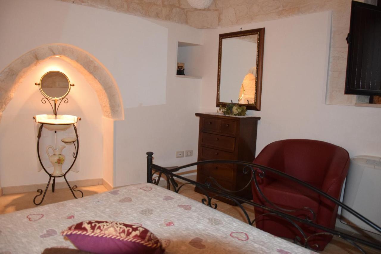 マルティナ・フランカ Quei Trulli Divini Bed & Breakfast エクステリア 写真
